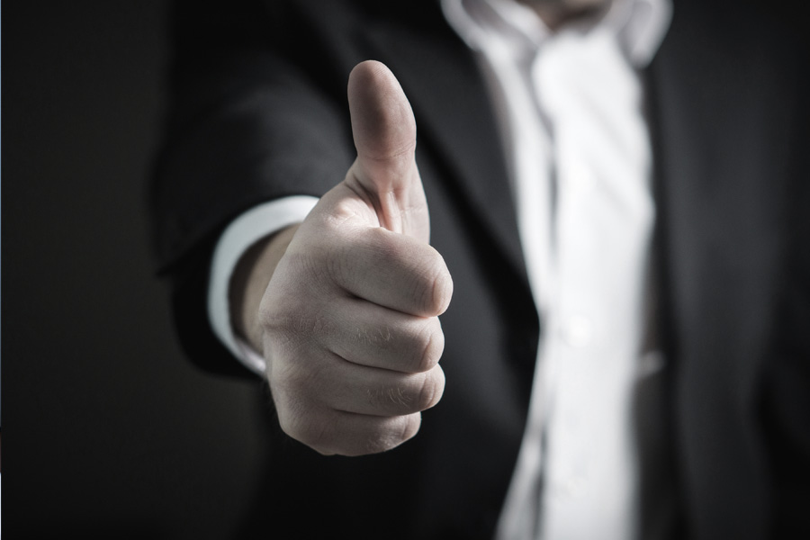 一切為客戶，為一切客戶，為客戶一切