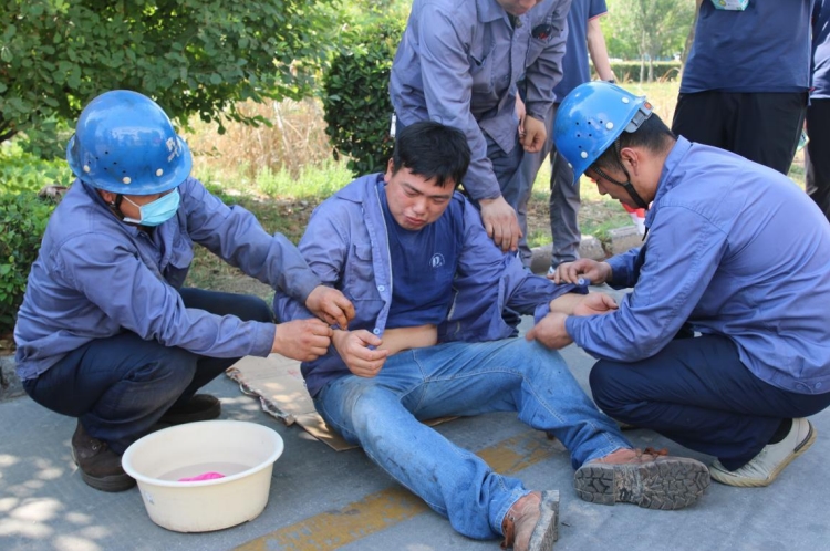 蒲瑞公司開展高溫中暑應急演練活動