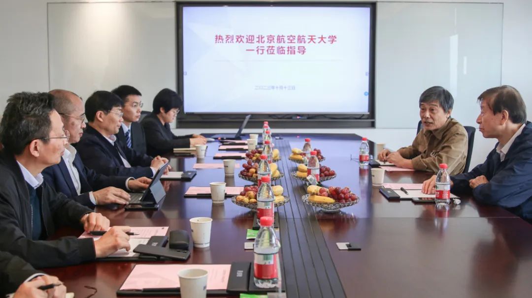 北京航空航天大學(xué)現(xiàn)代技術(shù)研究所所長(zhǎng)劉雪田、機(jī)械工程及自動(dòng)化學(xué)院教授王之櫟蒞臨蒲瑞公司調(diào)研指導(dǎo)